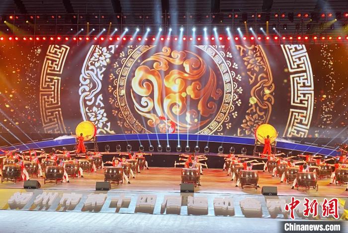 扬州第十四届市运会开幕：全民参与共健好地方