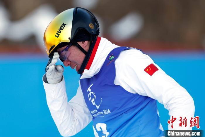 河南小将陈硕爆冷夺金 贾宗洋失误无缘领奖台