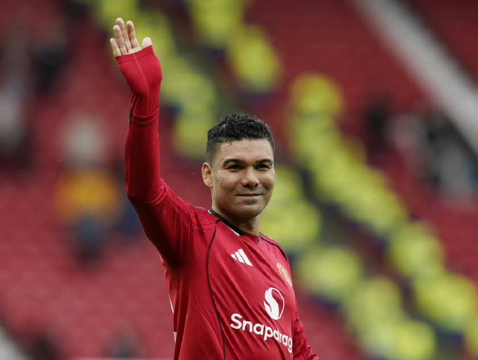 卡塞米罗重申离队决心，曼联今夏引援引关注