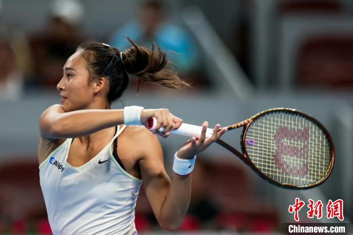 王欣瑜中网首胜晋级 郑钦文朱琳止步首轮
