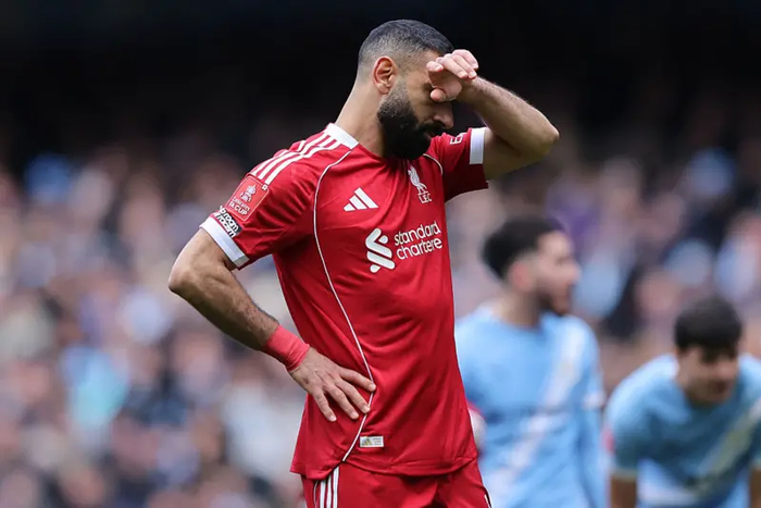 曼城4-0完胜利物浦 哈特：萨拉赫崩盘格伊成关键