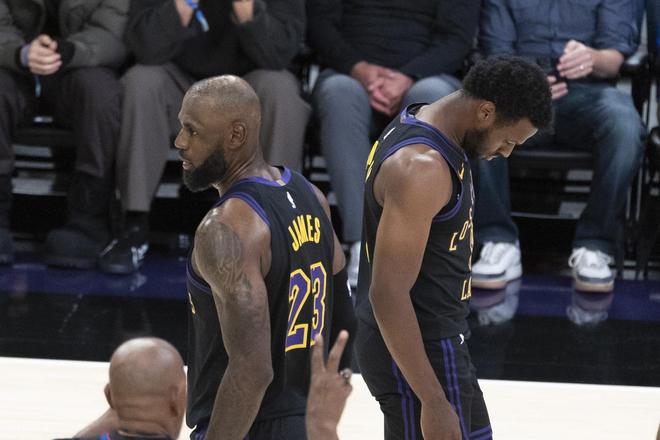 詹姆斯狂砍28+12+4抢断 湖人101-73大胜太阳